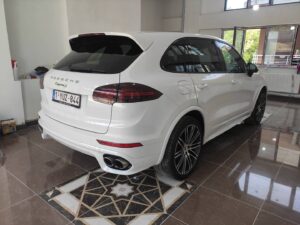 porsche caynenne parlak stone grey kaplama