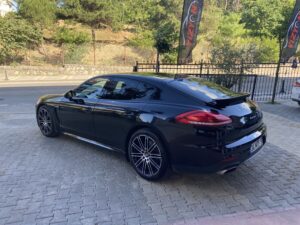porsche panamera parlak siyah kaplama